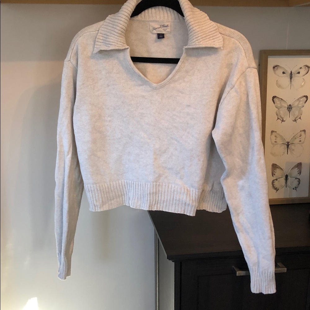 Universal Thread Cream V-Neck Foldover Collar Sweater